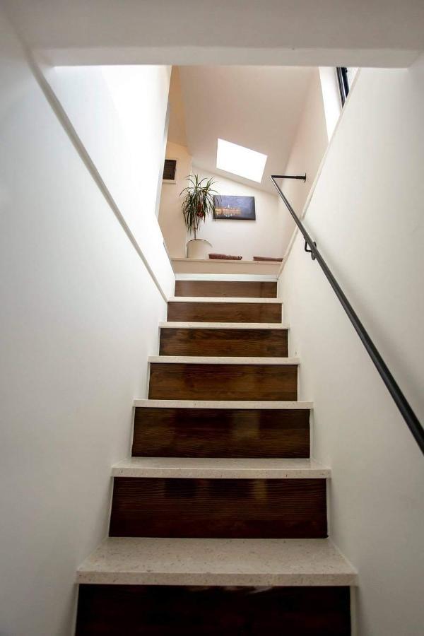 ˇdcˇ Modern Apartment Near The Church Rovigno Esterno foto