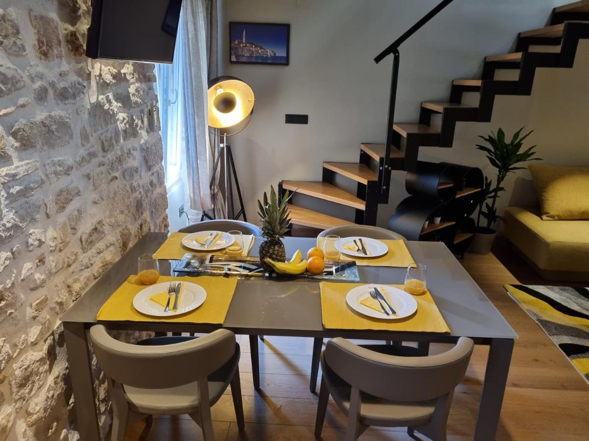ˇdcˇ Modern Apartment Near The Church Rovigno Esterno foto