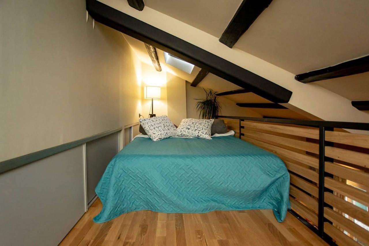 ˇdcˇ Modern Apartment Near The Church Rovigno Esterno foto