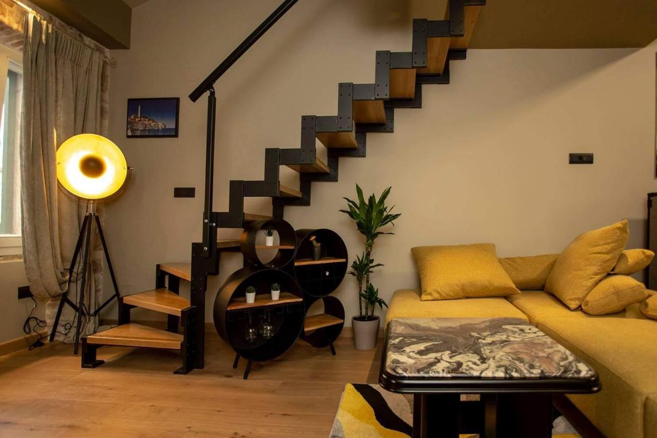 ˇdcˇ Modern Apartment Near The Church Rovigno Esterno foto